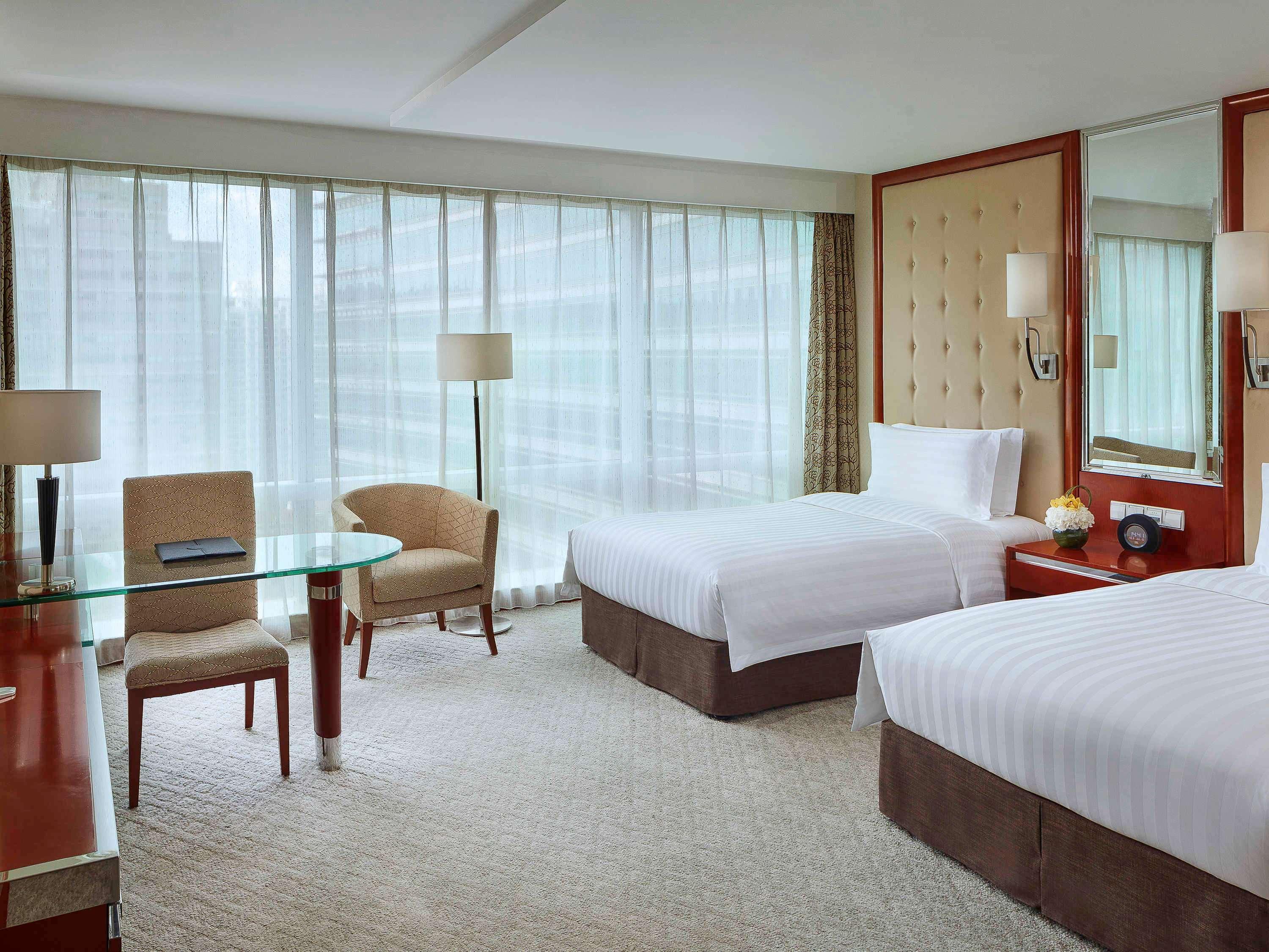 พูลแมน เซี่ยงไฮ้ สกายเวย์ Hotel ภายนอก รูปภาพ