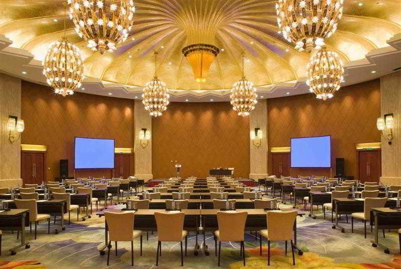 พูลแมน เซี่ยงไฮ้ สกายเวย์ Hotel ภายนอก รูปภาพ