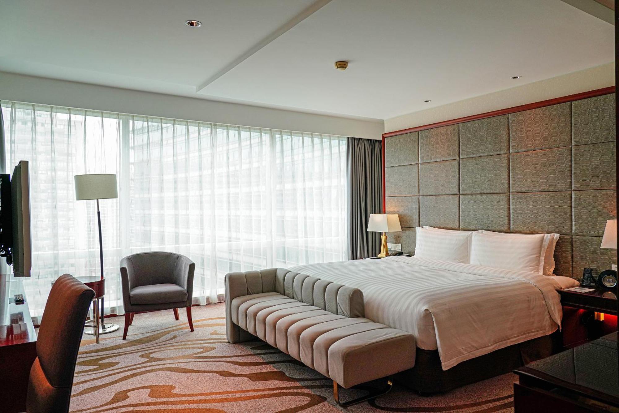 พูลแมน เซี่ยงไฮ้ สกายเวย์ Hotel ภายนอก รูปภาพ