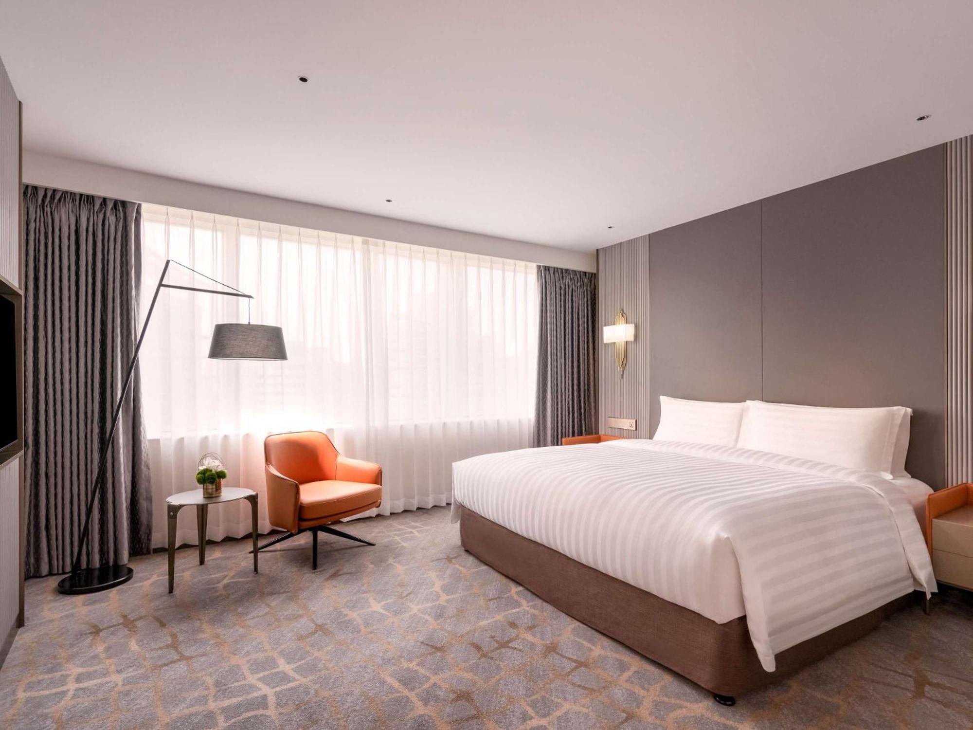 พูลแมน เซี่ยงไฮ้ สกายเวย์ Hotel ภายนอก รูปภาพ