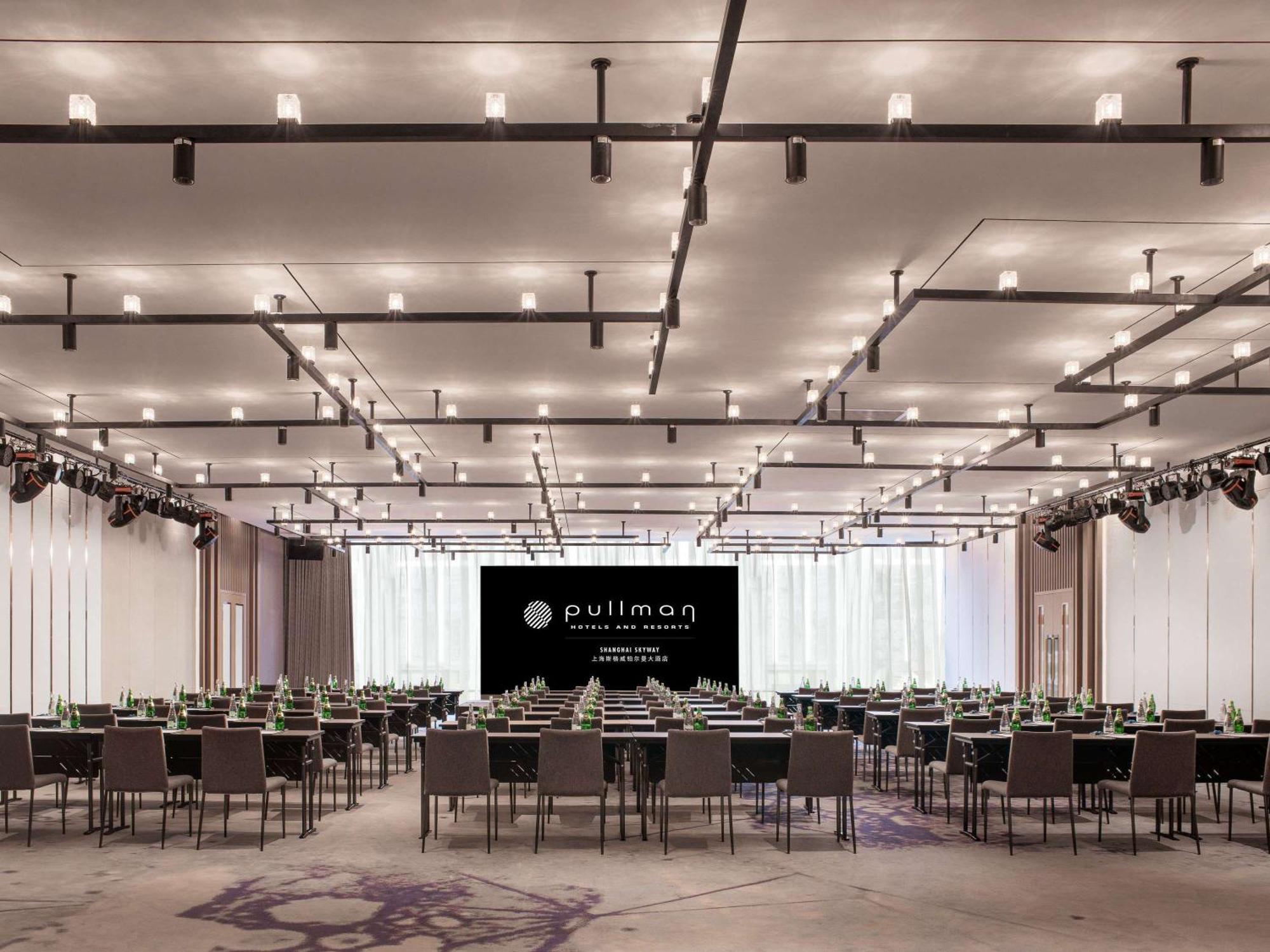 พูลแมน เซี่ยงไฮ้ สกายเวย์ Hotel ภายนอก รูปภาพ